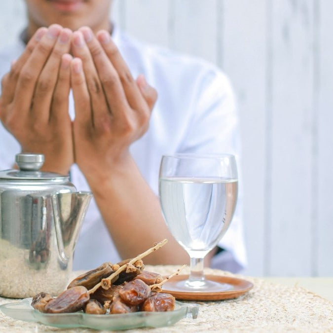 7 Tips Puasa Sehat yang Penting Diketahui - OSCARLIVING