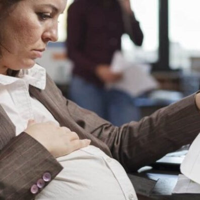 Bekerja di kantor sambil menjalani kehamilan, apakah Perusahaan memberikan dukungan ? - OSCARLIVING