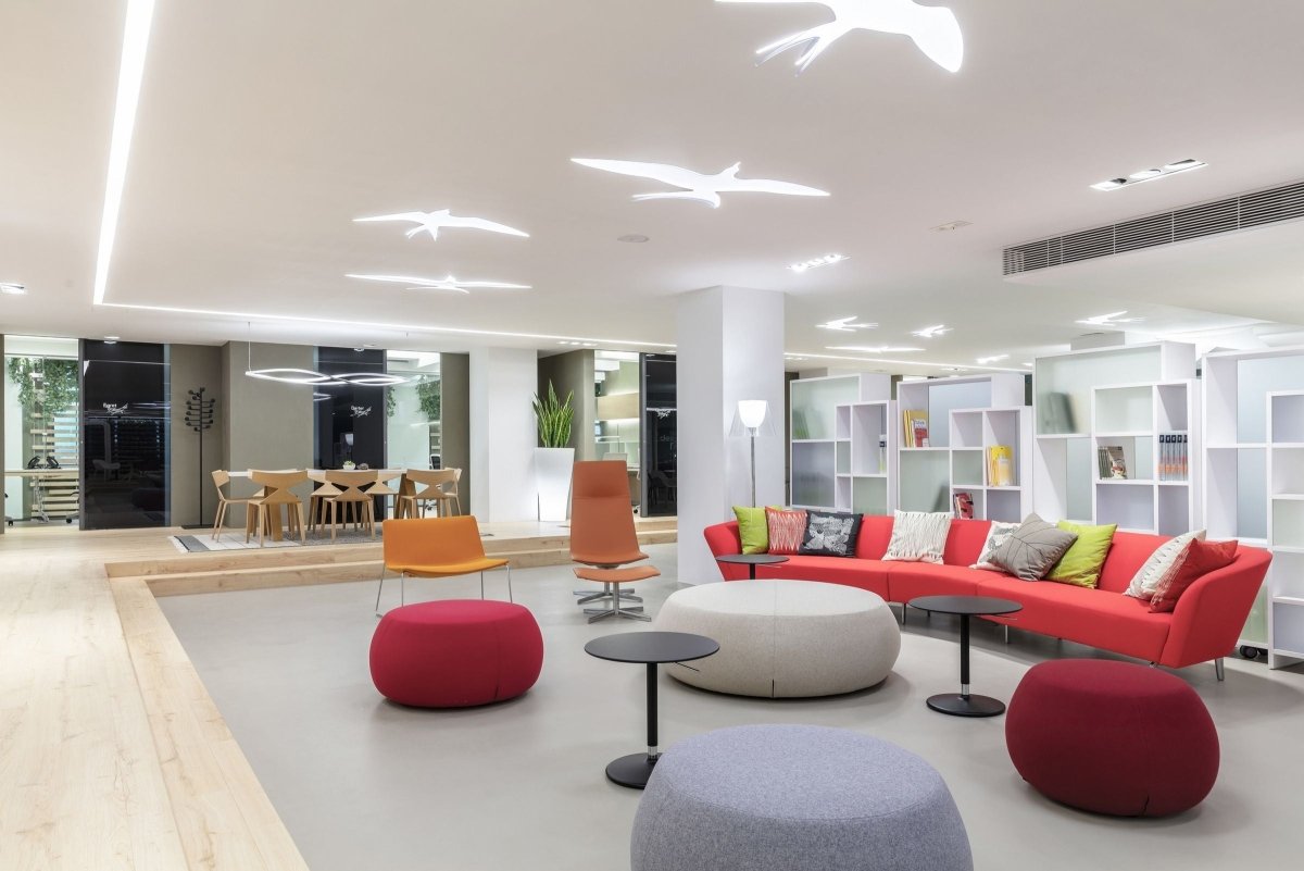 Bikin Suasana Kantor Lebih Nyaman? Inilah Alasan Kenapa Lounge dengan Sofa Wajib Ada! - OSCARLIVING