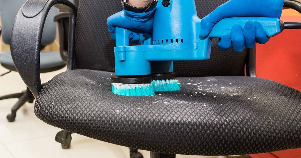 Cara Membersihkan Kursi Kantor Anda - OSCARLIVING