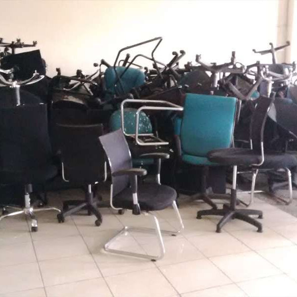 Cara Membuang & Mendaur Ulang Perabot Kantor Lama - OSCARLIVING