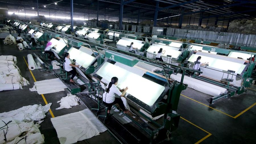 Pabrik RI Mendadak Kurangi Produksi, Airlangga Ungkap Rencana Prabowo - OSCARLIVING