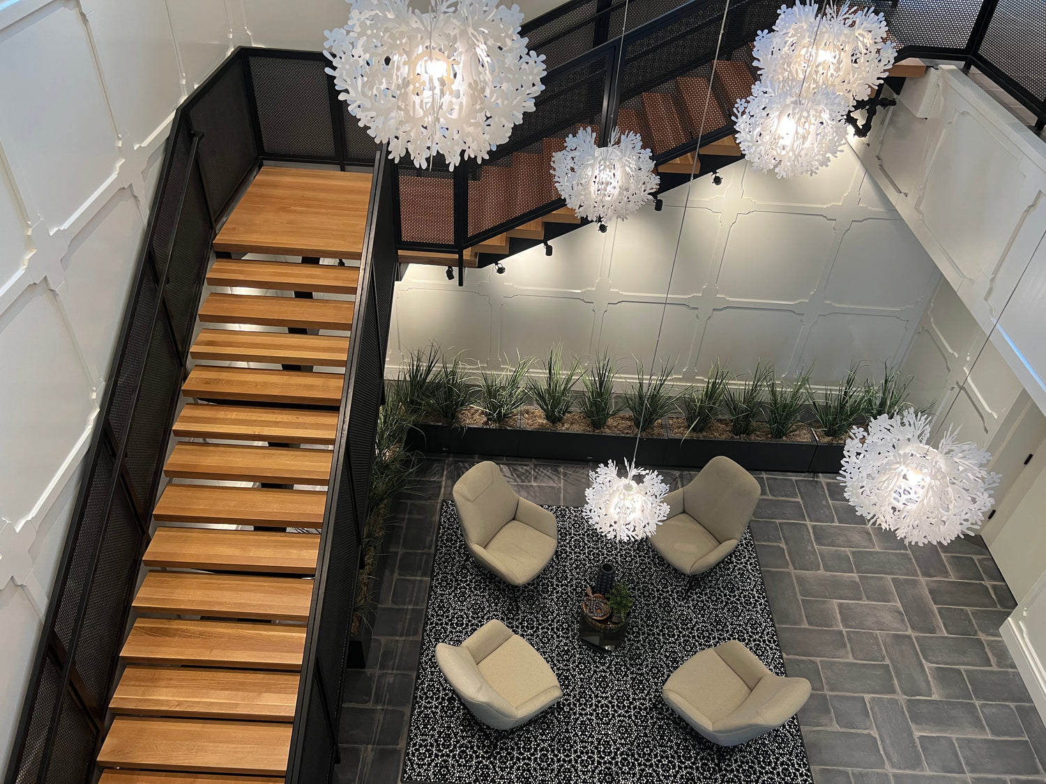 BELANJA FURNITURE JADI MUDAH OSCARLIVING