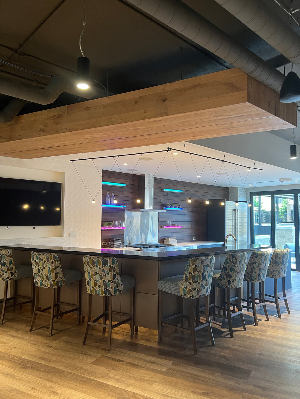 BELANJA FURNITURE JADI MUDAH OSCARLIVING