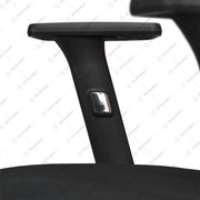 Kursi Direktur Kursi Kantor Chairman Armoz TS02801A CHAIRMAN OSCARLIVING