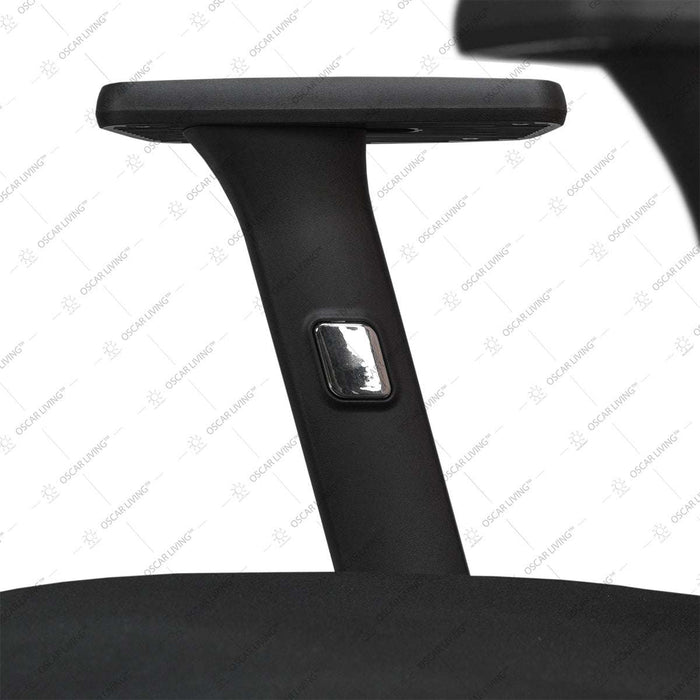 Kursi Direktur Kursi Kantor Chairman Armoz TS02801A CHAIRMAN OSCARLIVING