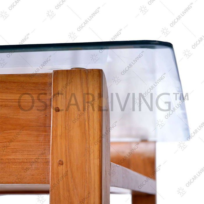 MEJA MAKAN Meja Makan Kecil OLC OLIV Cuba Hasibuan OLIV OSCARLIVING