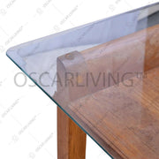 MEJA MAKAN Meja Makan Kecil OLC OLIV Cuba Hasibuan OLIV OSCARLIVING