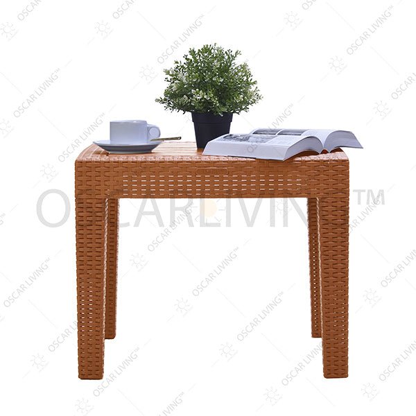 MEJA PLASTIK Meja Plastik Tabitha MRP Motif Rotan | Plastic Table MRP TABITHA OSCARLIVING